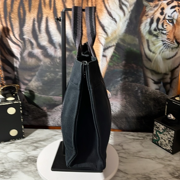 HERMES PM TOTE BAG IN VERY GOOD CONDITION. - Picture 3 of 14